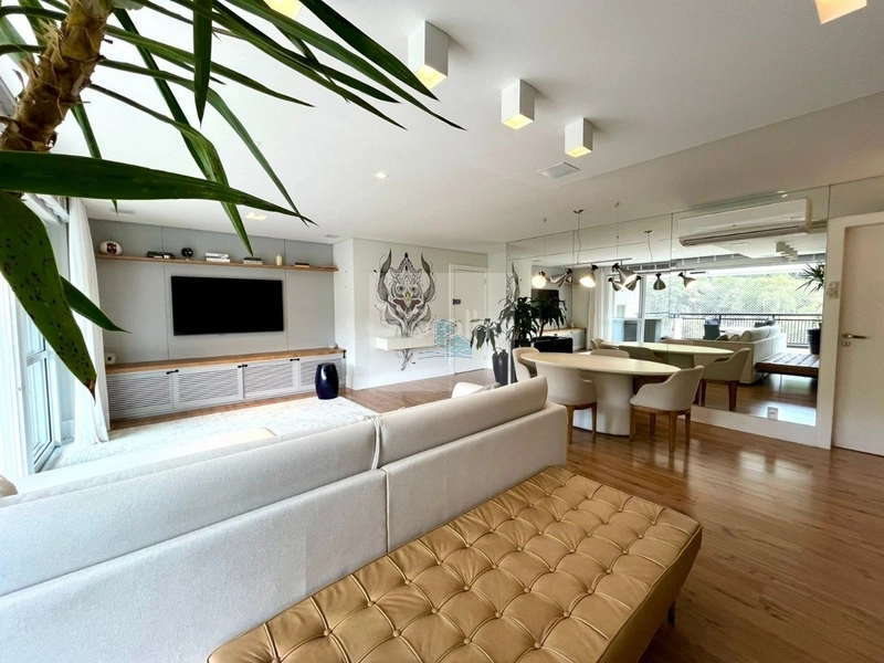 Apartamento de 170m² com 4 quartos sendo 2 suítes no Itacorubi: 4ª foto da galeria de imagens do imóvel