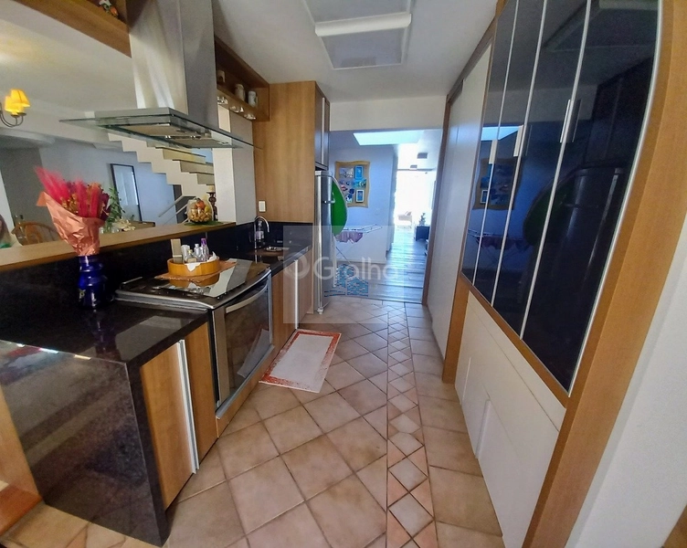 Casa de 596m² com 4 suítes no João Paulo: 8ª foto da galeria de imagens do imóvel