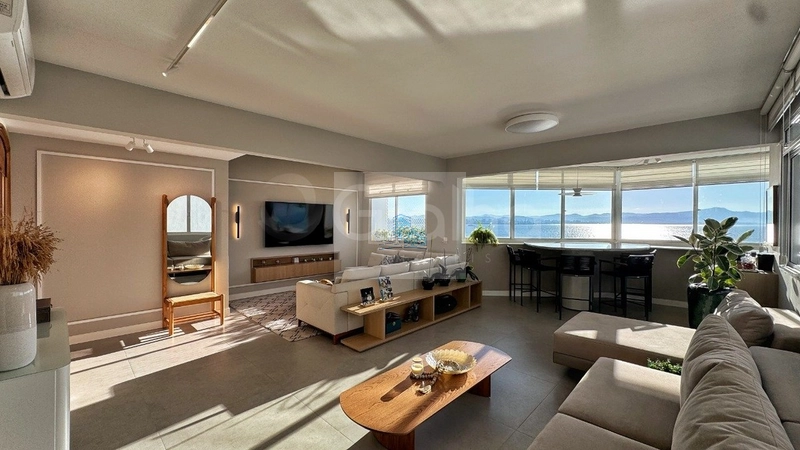 Apartamento mobiliado e reformado na Agronômica – pronto para morar: 4ª foto da galeria de imagens do imóvel
