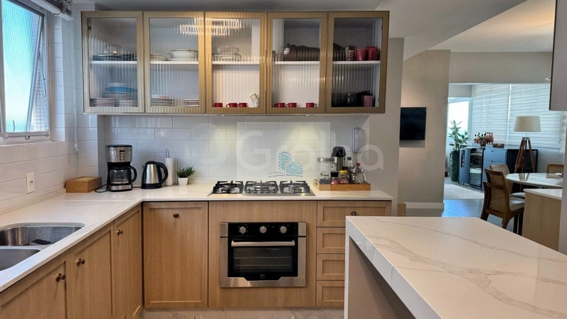 Apartamento mobiliado e reformado na Agronômica – pronto para morar: 12ª foto da galeria de imagens do imóvel