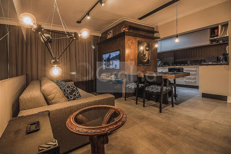 Apartamento a venda no centro Florianópolis próximo ao Lira Tênis club: 1ª foto da galeria de imagens do imóvel