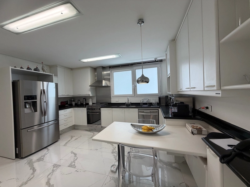 Apartamento de 379m² com vista panorâmica para o mar: 13ª foto da galeria de imagens do imóvel