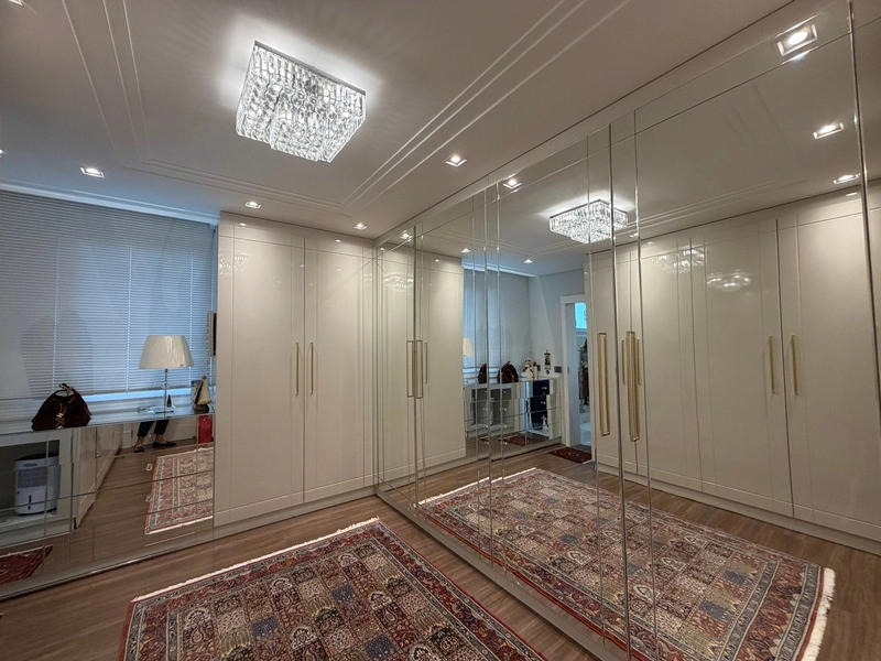 Apartamento de 379m² com vista panorâmica para o mar: 24ª foto da galeria de imagens do imóvel
