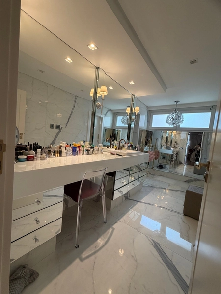 Apartamento de 379m² com vista panorâmica para o mar: 22ª foto da galeria de imagens do imóvel