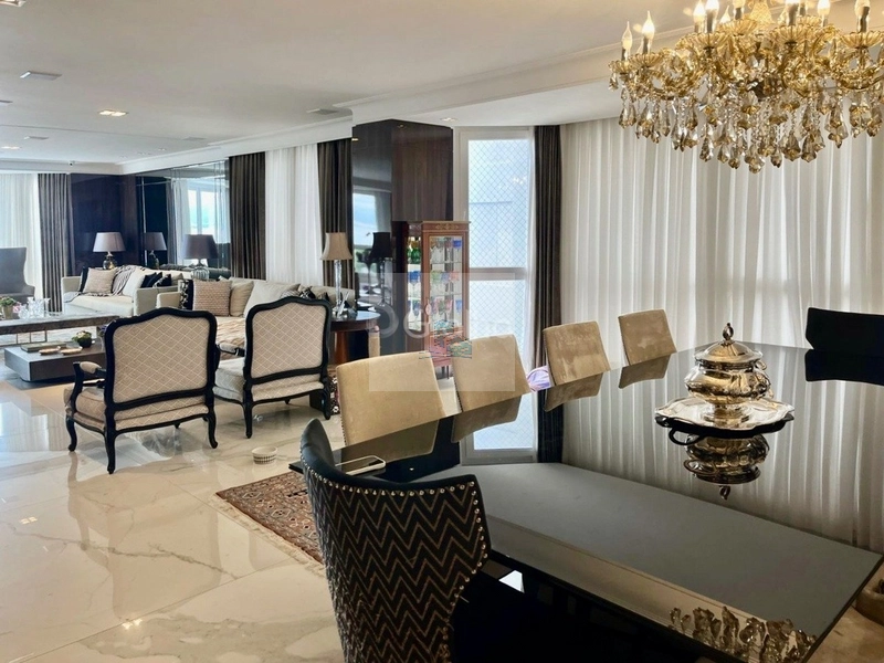 Apartamento de 415m² com 3 suítes no Centro: 4ª foto da galeria de imagens do imóvel