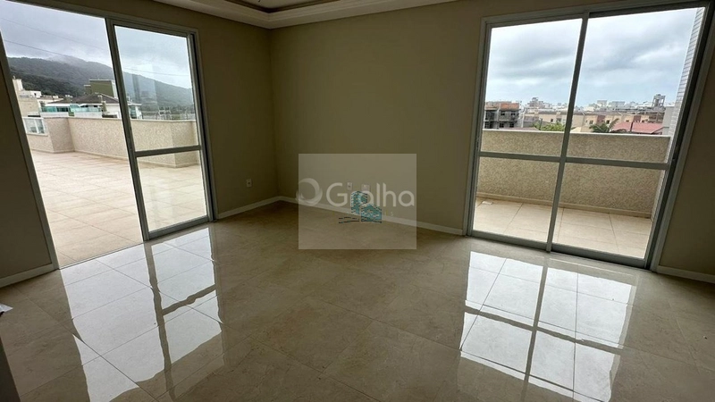 Cobertura de 191m² com 3 quartos nos Ingleses: 2ª foto da galeria de imagens do imóvel