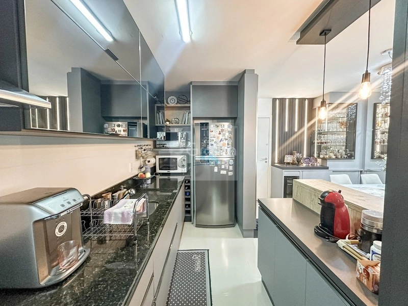 Apartamento 2 dormitórios, sendo 1 suíte com 2 vagas no Itacorubi.: 8ª foto da galeria de imagens do imóvel