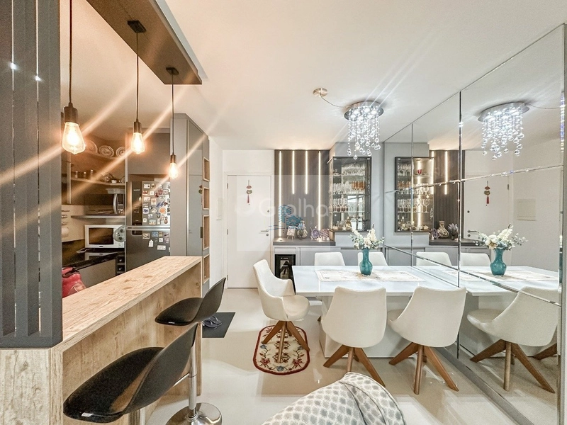 Apartamento 2 dormitórios, sendo 1 suíte com 2 vagas no Itacorubi.: 1ª foto da galeria de imagens do imóvel