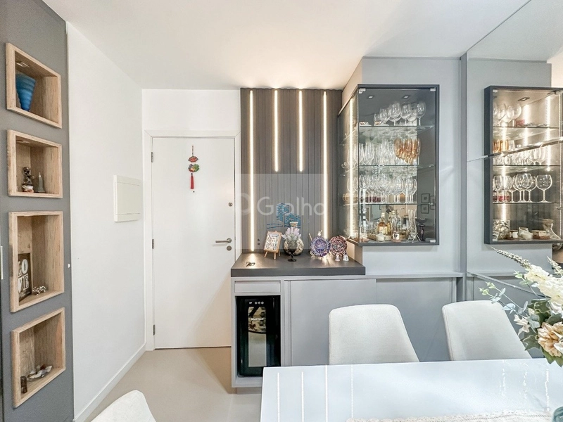 Apartamento 2 dormitórios, sendo 1 suíte com 2 vagas no Itacorubi.: 4ª foto da galeria de imagens do imóvel