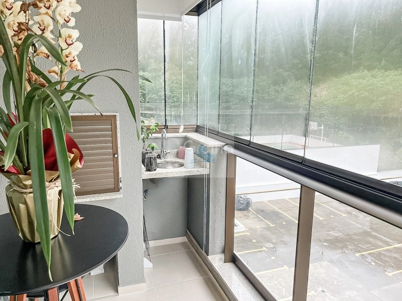 Apartamento 2 dormitórios, sendo 1 suíte com 2 vagas no Itacorubi.: 6ª foto da galeria de imagens do imóvel