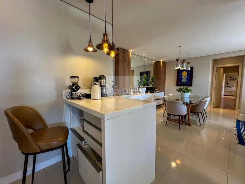 Apartamento com 3 quartos sendo 1 suíte com 122,75m² no Itacorubi: 1ª foto da galeria de imagens do imóvel
