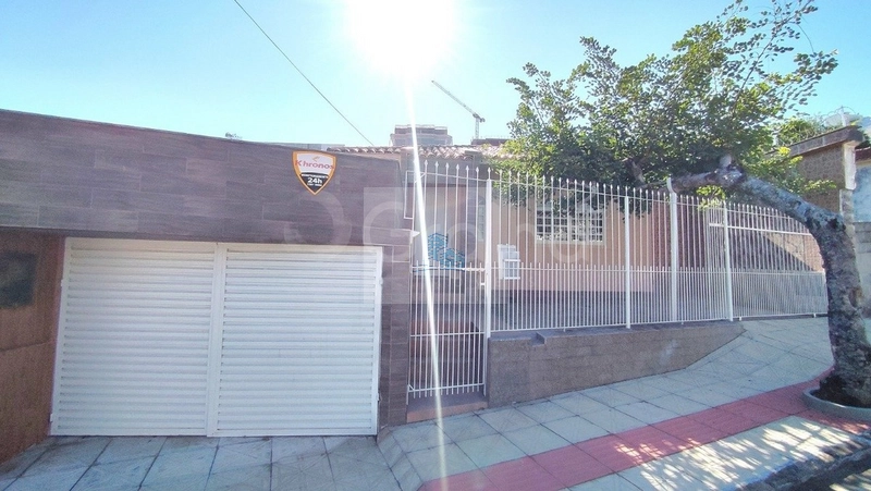 Casa a venda de 3 dormitórios 2 suítes no Balneário do Estreito: 32ª foto da galeria de imagens do imóvel