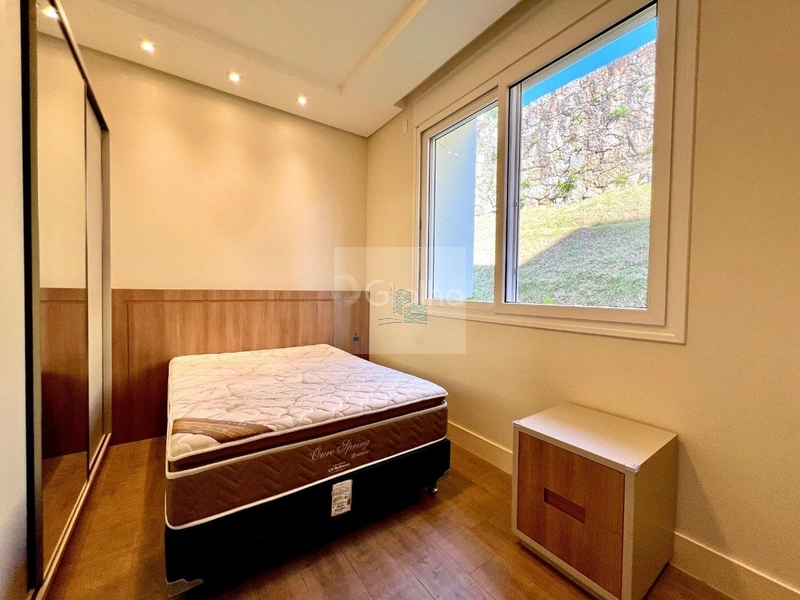 Casa de 185m² com 2 suítes em Cacupé: 18ª foto da galeria de imagens do imóvel