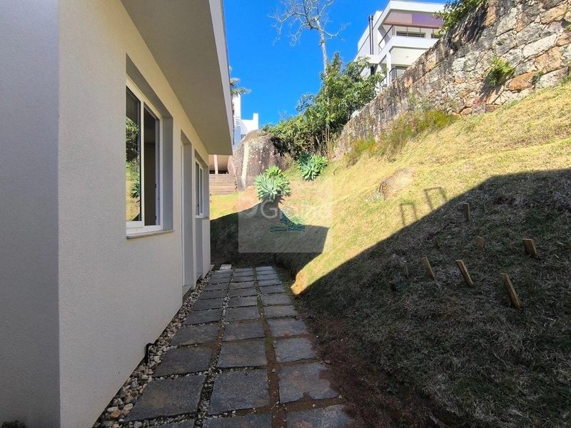 Casa de 185m² com 2 suítes em Cacupé: 13ª foto da galeria de imagens do imóvel