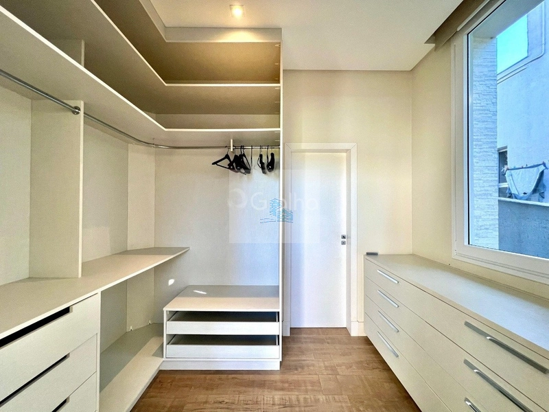 Casa de 185m² com 2 suítes em Cacupé: 26ª foto da galeria de imagens do imóvel
