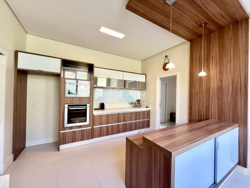 Casa de 185m² com 2 suítes em Cacupé: 9ª foto da galeria de imagens do imóvel