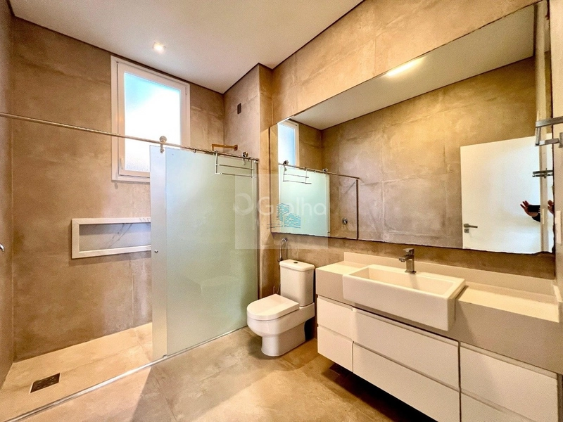 Casa de 185m² com 2 suítes em Cacupé: 25ª foto da galeria de imagens do imóvel
