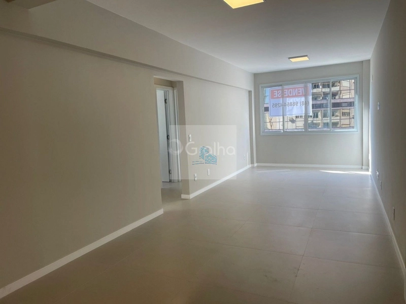 Apartamento reformado próximo à Beira-Mar Norte: 8ª foto da galeria de imagens do imóvel