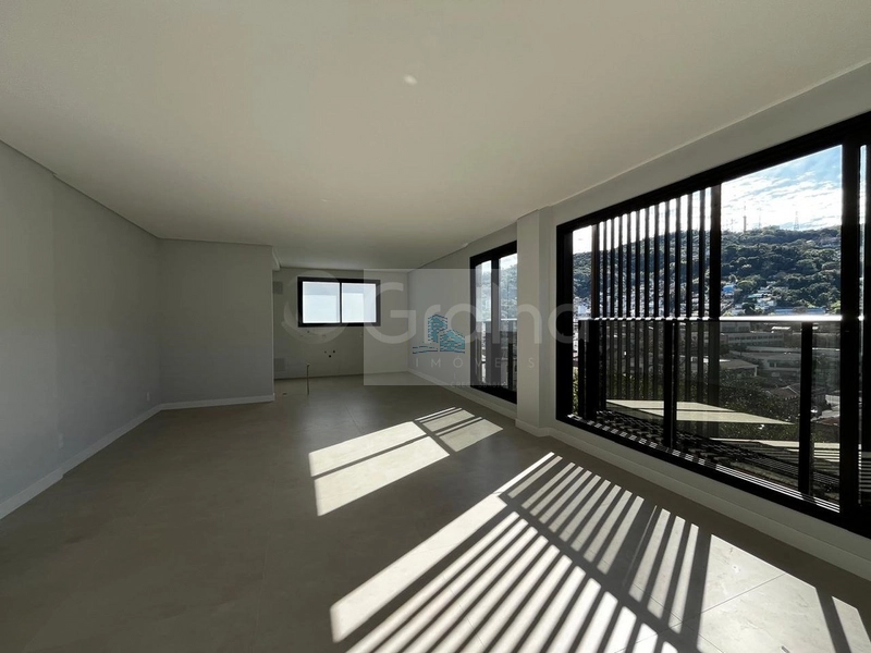 Apartamento de 113m² com 3 quartos sendo 1 suíte no Centro: 3ª foto da galeria de imagens do imóvel
