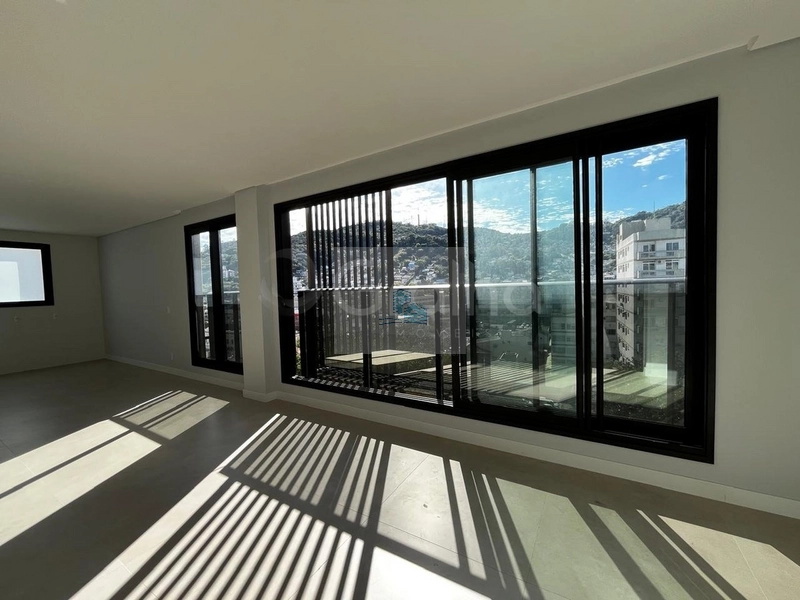 Apartamento de 113m² com 3 quartos sendo 1 suíte no Centro: 2ª foto da galeria de imagens do imóvel