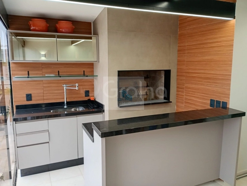 Cobertura Duplex com 4 Dormitórios e Terraço com Piscina – Centro, Flo: 18ª foto da galeria de imagens do imóvel