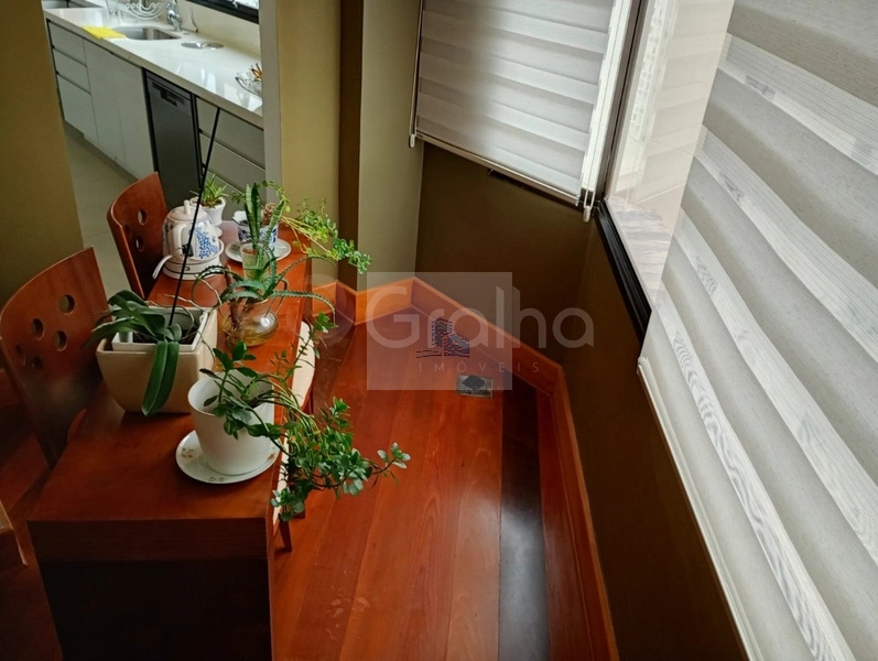 Cobertura Duplex com 4 Dormitórios e Terraço com Piscina – Centro, Flo: 16ª foto da galeria de imagens do imóvel