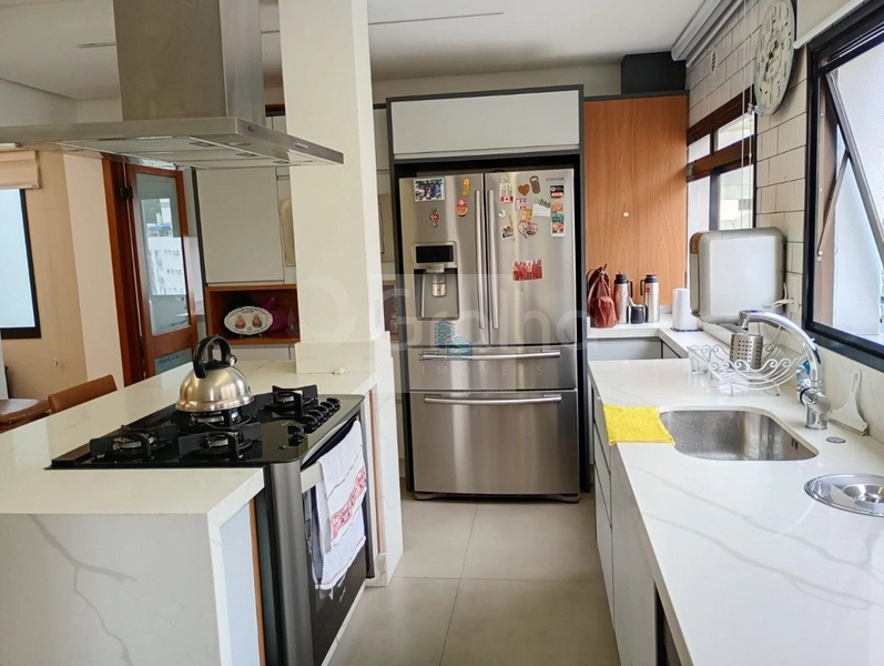 Cobertura Duplex com 4 Dormitórios e Terraço com Piscina – Centro, Flo: 10ª foto da galeria de imagens do imóvel