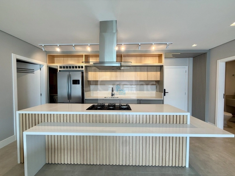 Apartamento Moderno a 100 Metros do Mar – Jurerê, Florianópolis: 2ª foto da galeria de imagens do imóvel