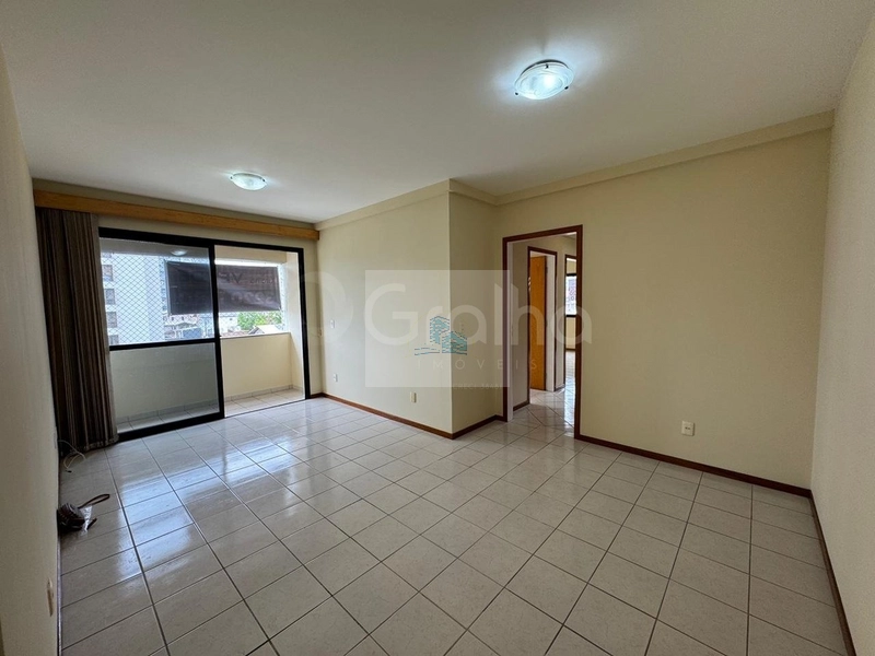 Apartamento com 3 quartos sendo 1 suíte com 76,61m² na Agronômica.