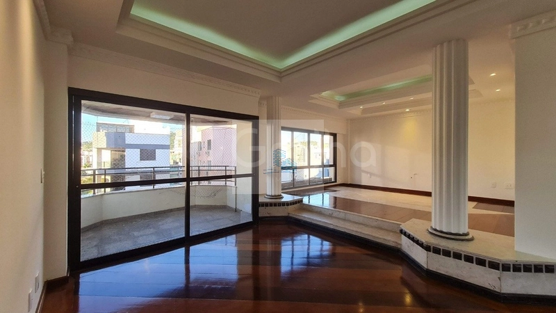 Cobertura Duplex de 483m² com 4 quartos sendo 1 suíte no Centro: 3ª foto da galeria de imagens do imóvel