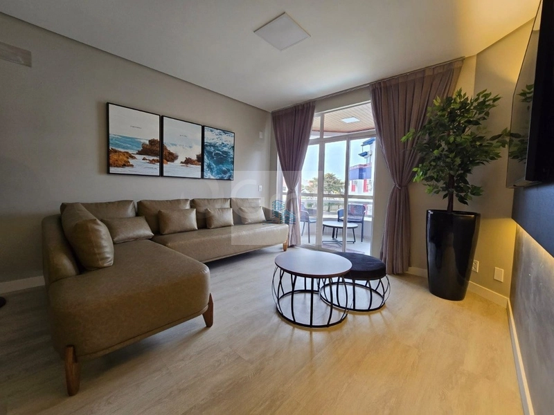 Apartamento com 3 quartos sendo 1 suíte com 96,98m² na Praia Brava