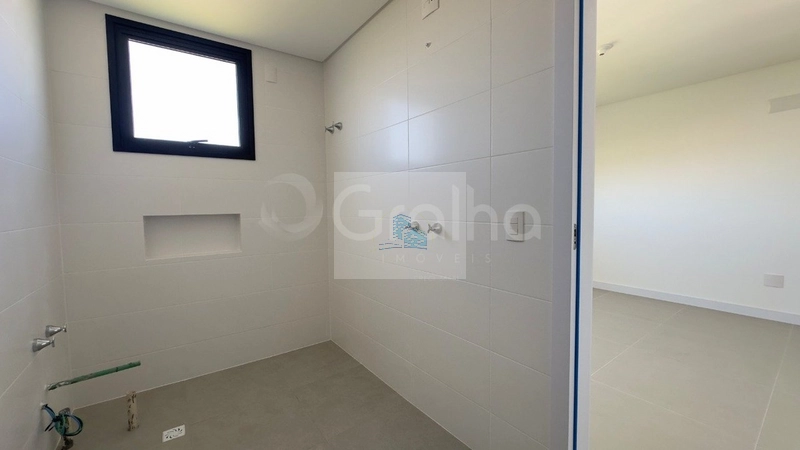 Apartamento de 145m2 com 3 suítes na Agronômica: 15ª foto da galeria de imagens do imóvel