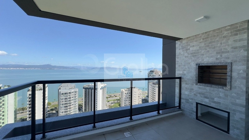 Apartamento de 145m2 com 3 suítes na Agronômica