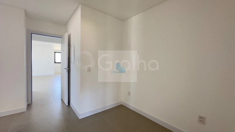 Apartamento de 145m2 com 3 suítes na Agronômica: 13ª foto da galeria de imagens do imóvel