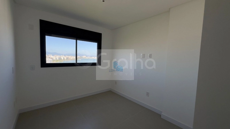 Apartamento de 145m2 com 3 suítes na Agronômica: 11ª foto da galeria de imagens do imóvel