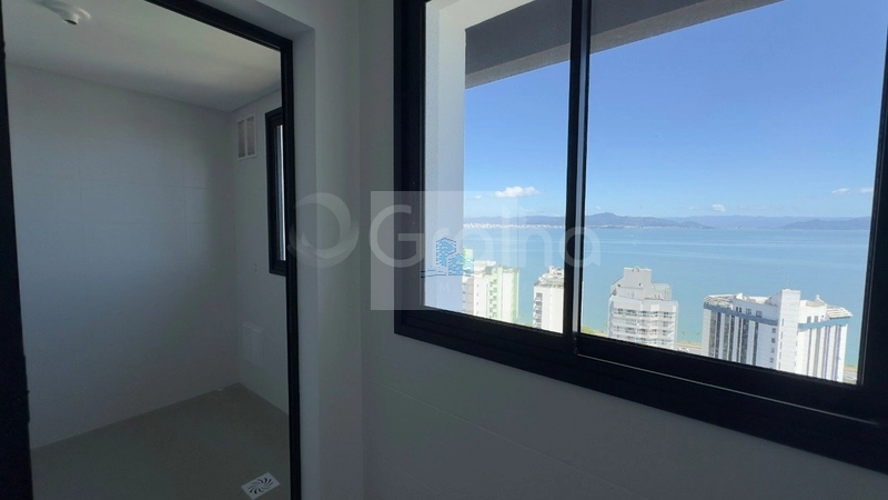 Apartamento de 145m2 com 3 suítes na Agronômica: 4ª foto da galeria de imagens do imóvel