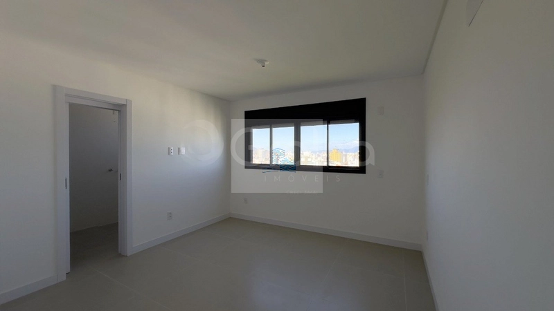 Apartamento de 145m2 com 3 suítes na Agronômica: 14ª foto da galeria de imagens do imóvel