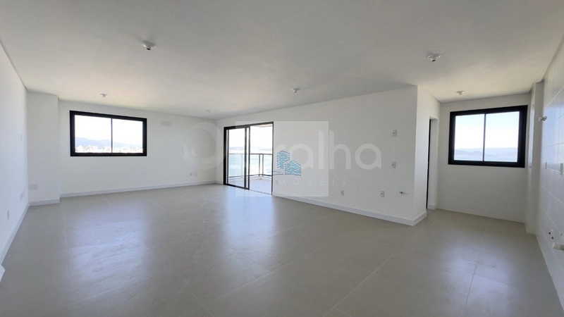 Apartamento de 145m2 com 3 suítes na Agronômica: 2ª foto da galeria de imagens do imóvel