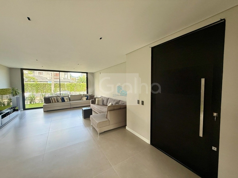 Casa residencial com 4 suítes com 300m² em Jurerê Internacional.: 10ª foto da galeria de imagens do imóvel