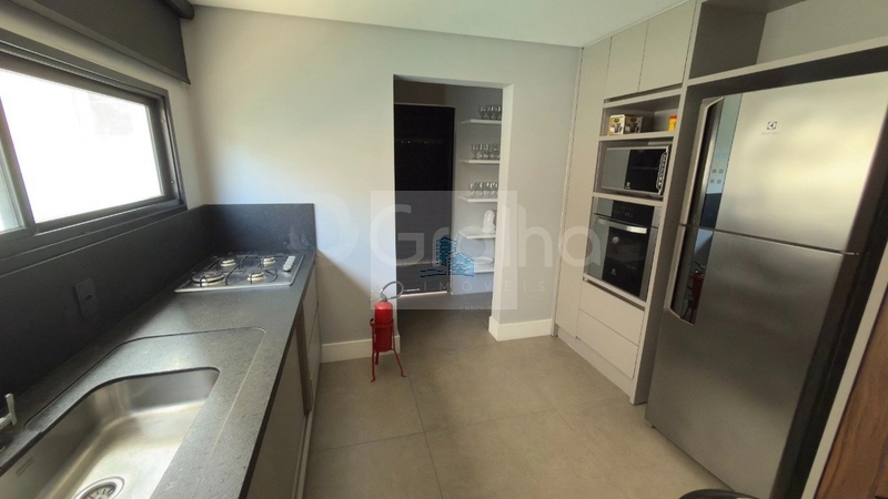 Cobertura Duplex de 418m² com 3 suítes no Centro: 16ª foto da galeria de imagens do imóvel