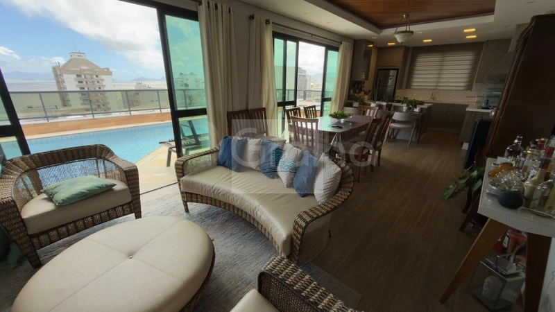 Cobertura Duplex de 418m² com 3 suítes no Centro: 7ª foto da galeria de imagens do imóvel