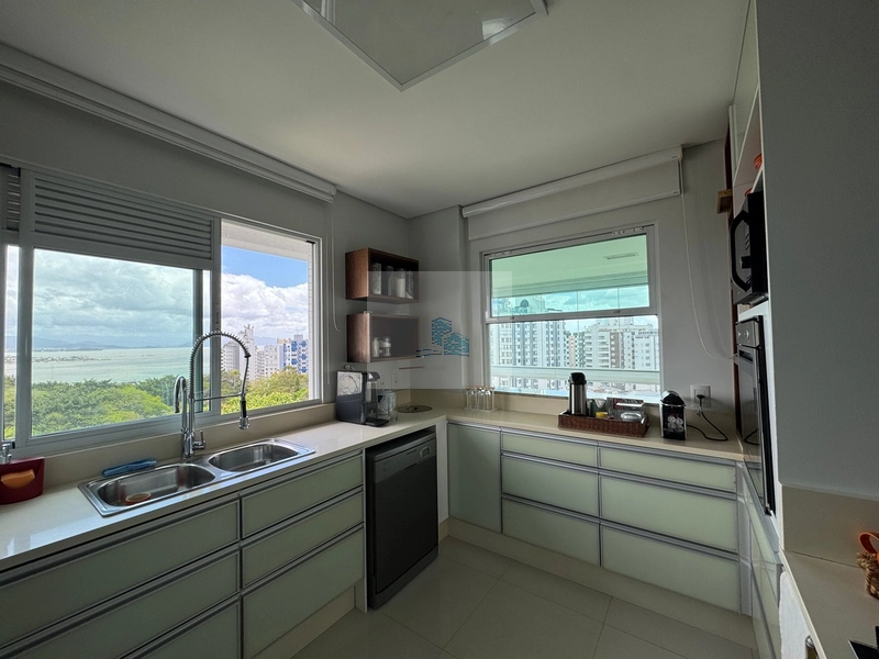 Apartamento com 3 suítes com 168m² no Centro de Florianópolis: 12ª foto da galeria de imagens do imóvel
