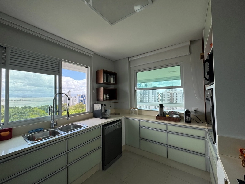 Apartamento com 3 suítes com 168m² no Centro de Florianópolis: 16ª foto da galeria de imagens do imóvel