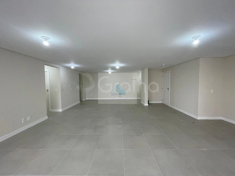 Apartamento com 4 quartos e 170m² privativos no Itacorubi, Floripa: 9ª foto da galeria de imagens do imóvel