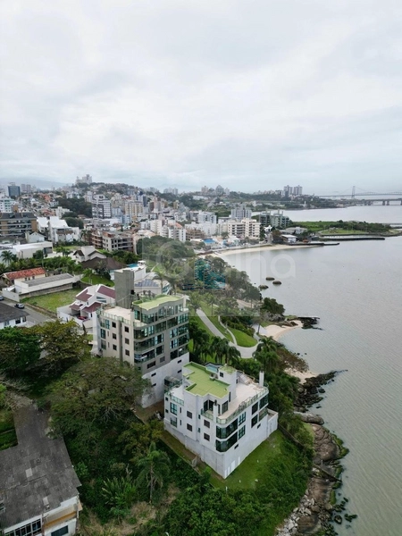 Apartamento Reformado e Amplo em Coqueiros — 130 m², Vista para o Mar: 13ª foto da galeria de imagens do imóvel