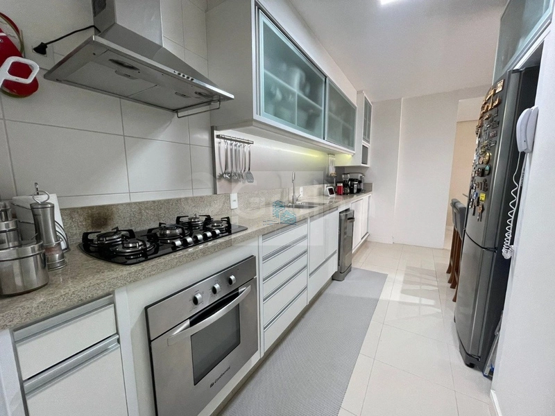 Apartamento de Alto Padrão no Itacorubi — 3 dormitórios: 4ª foto da galeria de imagens do imóvel