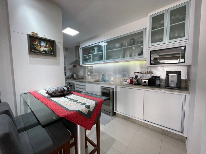 Apartamento de Alto Padrão no Itacorubi — 3 dormitórios: 3ª foto da galeria de imagens do imóvel