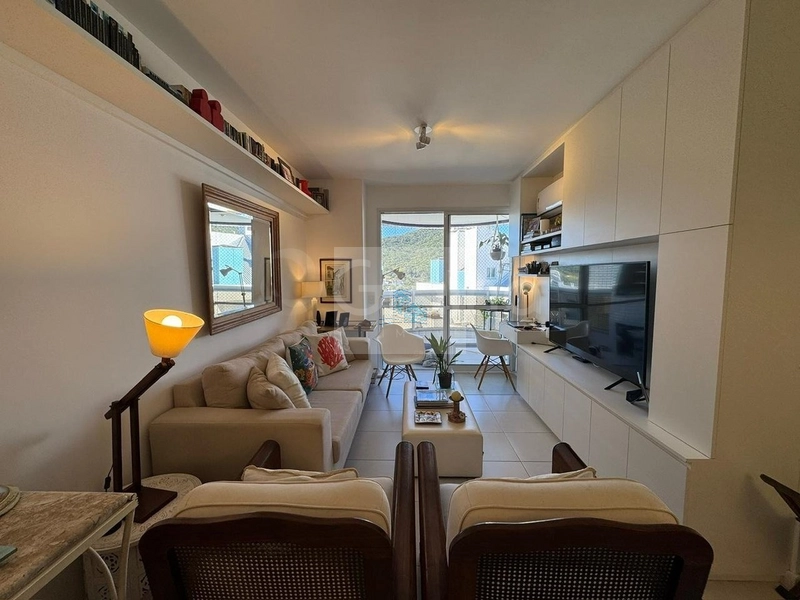 Apartamento à Venda — 86 m² Privativos, 3 Dormitórios e Vista Livre: 2ª foto da galeria de imagens do imóvel