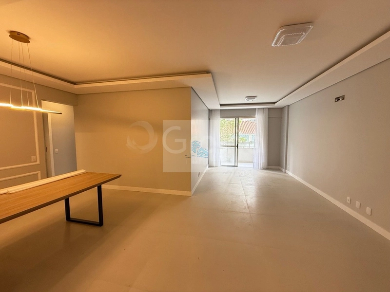 Apartamento com 3 quartos sendo 1 suíte Centro perto Catarinense: 2ª foto da galeria de imagens do imóvel