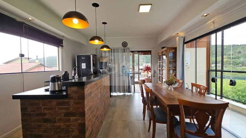 Predio ou pousada a venda na Barra da Lagoa: 4ª foto da galeria de imagens do imóvel